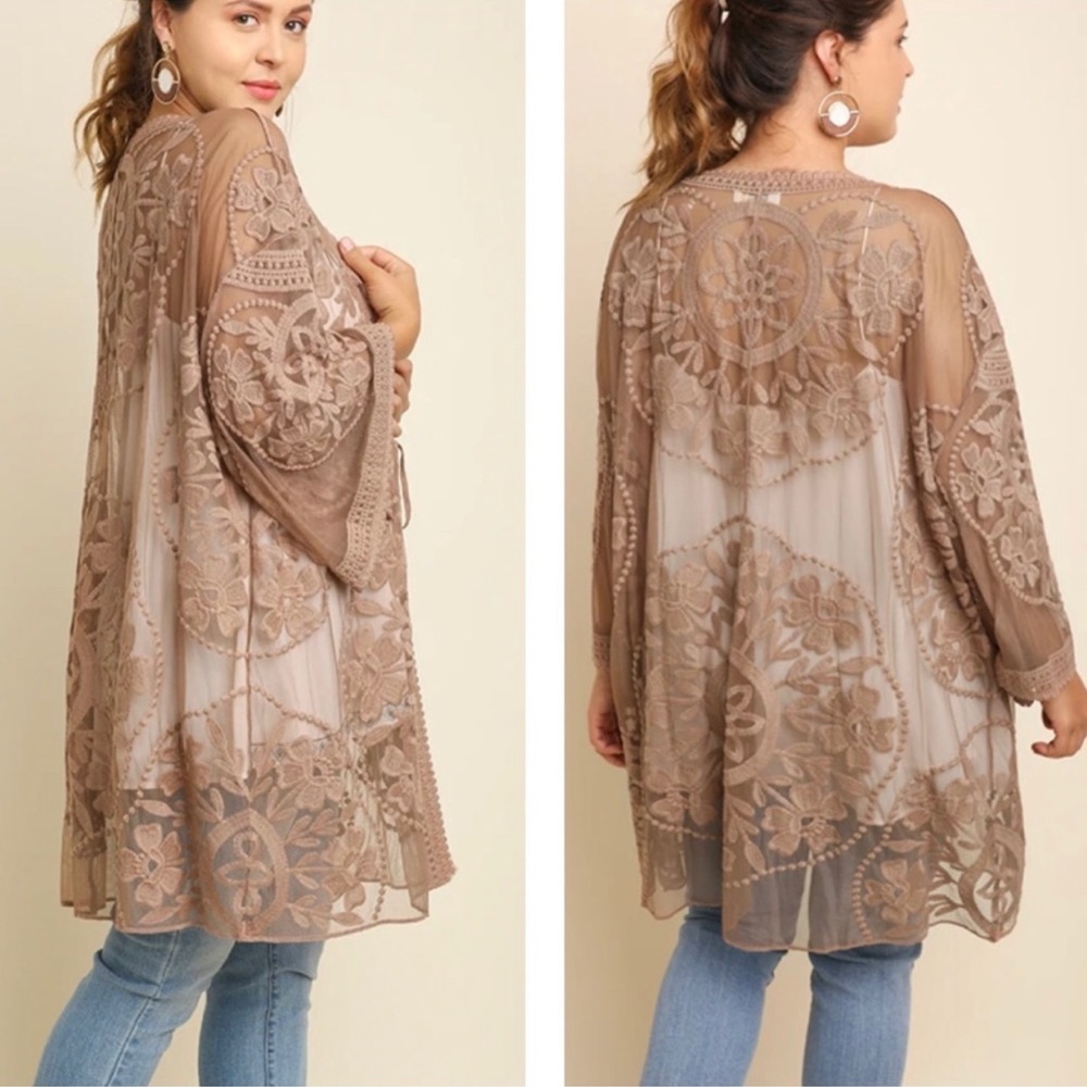 Tan Lace Kimono
